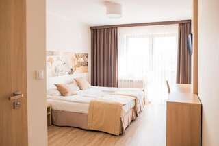 Отели типа «постель и завтрак» Cicha Zdrój Солец-Здруй Стандартный двухместный номер с 2 отдельными кроватями-23